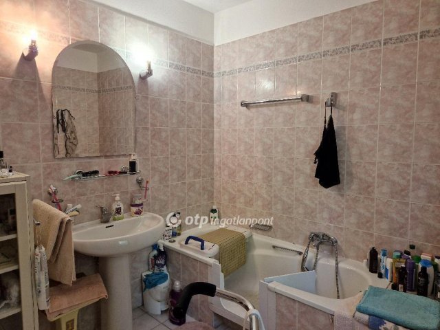 Eladó családi ház, Budapesten, II. kerületben 169 M Ft, 3 szobás