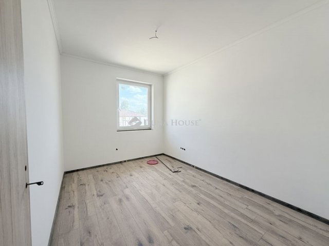 Eladó ikerház, Szigetcsépen 88.9 M Ft, 5 szobás