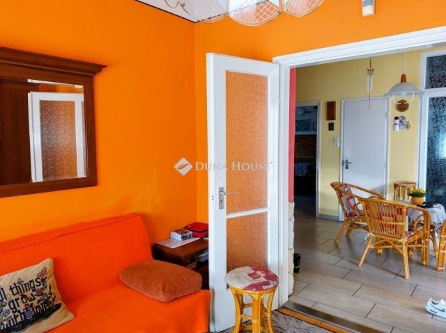 Eladó családi ház, Dunakeszin 119 M Ft, 3 szobás