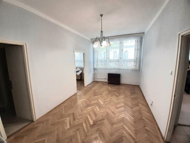 Eladó téglalakás, Kecskeméten 52 M Ft, 3 szobás
