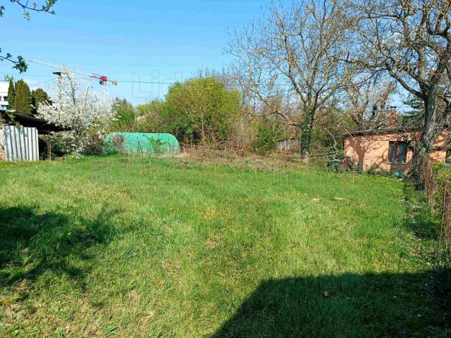 Eladó családi ház, Balatonföldváron 74.99 M Ft, 3 szobás