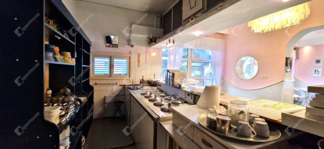 Eladó hotel, Szikszón 200 M Ft, 10 szobás / költözzbe.hu