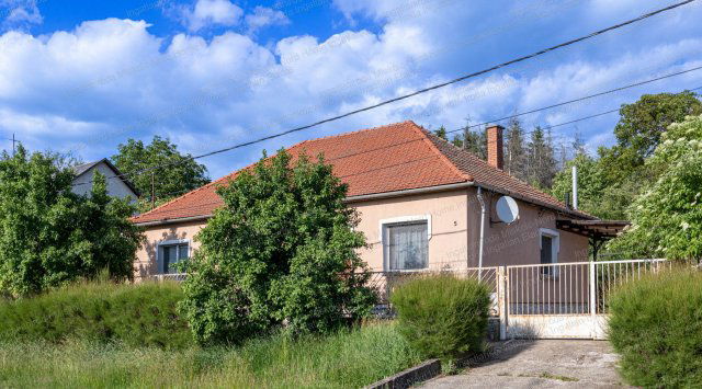 Eladó családi ház, Harsányban 34.9 M Ft, 4 szobás