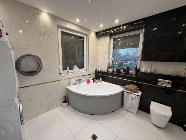 Eladó családi ház, Üllőn 84.9 M Ft, 2+1 szobás