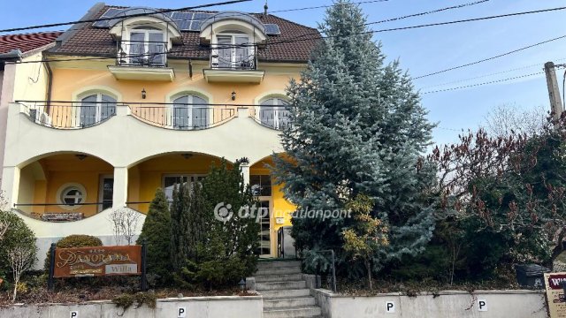 Eladó hotel, Egerben 279 M Ft / költözzbe.hu