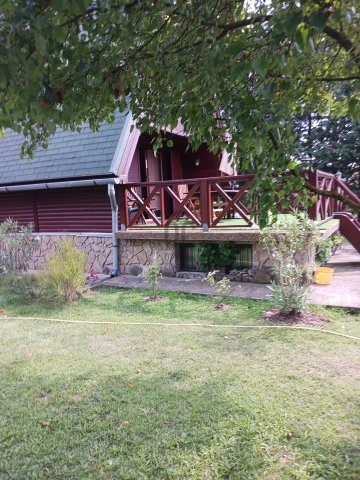 Eladó nyaraló, Pócsmegyeren 53 M Ft, 3 szobás