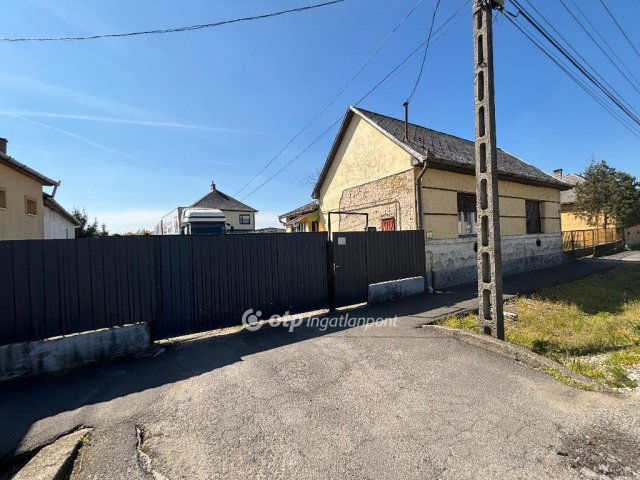 Eladó családi ház, Kisvárdán 23 M Ft, 2 szobás