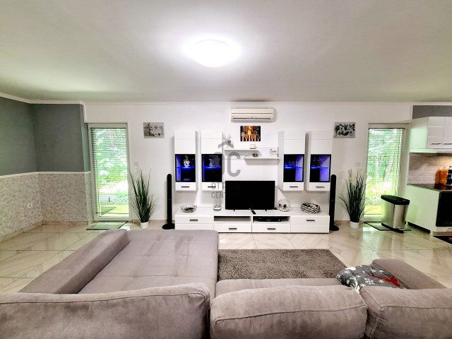 Eladó családi ház, Tökölön 135 M Ft, 4 szobás