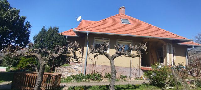 Eladó családi ház, Cserszegtomajon 158 M Ft, 3 szobás