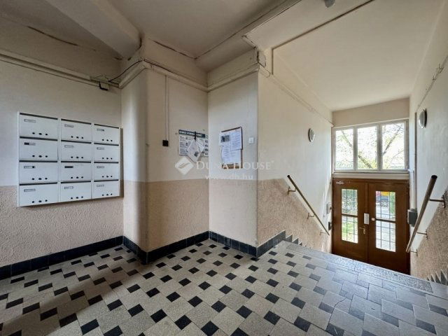 Eladó téglalakás, Budapesten, XI. kerületben 99 M Ft, 3 szobás