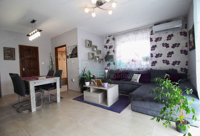 Eladó családi ház, Győrladaméren 89 M Ft, 3 szobás