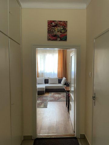 Kiadó téglalakás, albérlet, Pécsett, Páfrány utcában