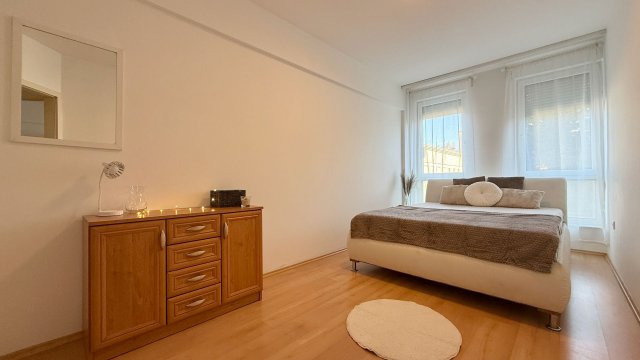 Kiadó téglalakás, albérlet, Debrecenben 275 E Ft / hó, 2 szobás