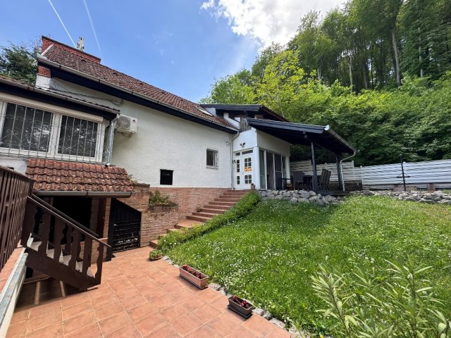 Eladó nyaraló, Magyarhertelenden 49 M Ft, 4 szobás