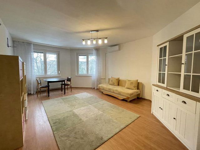 Eladó panellakás, Budapesten, IV. kerületben 75.9 M Ft