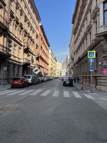 Eladó téglalakás, Budapesten, V. kerületben 99 M Ft, 3 szobás