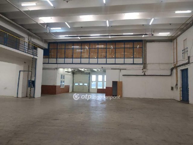 Kiadó ipari ingatlan, Győrött 1409 E Ft / hó