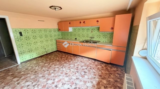 Eladó családi ház, Szombathelyen 69.5 M Ft, 4 szobás