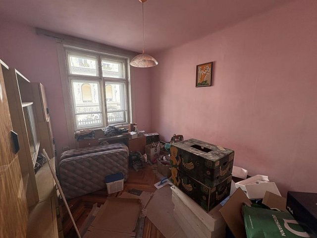 Eladó téglalakás, Budapesten, VI. kerületben 74.9 M Ft, 3 szobás