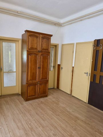 Eladó családi ház, Szikszón 36.7 M Ft, 3 szobás