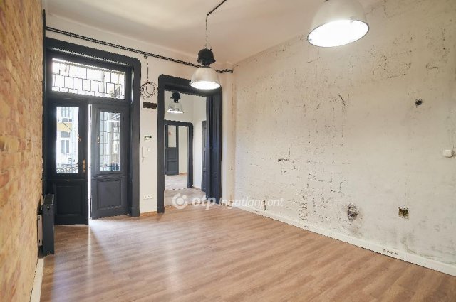 Eladó téglalakás, Budapesten, VI. kerületben 325 M Ft, 6 szobás