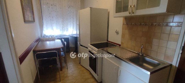 Kiadó családi ház, albérlet, Hajdúszoboszlón 900 E Ft / hó