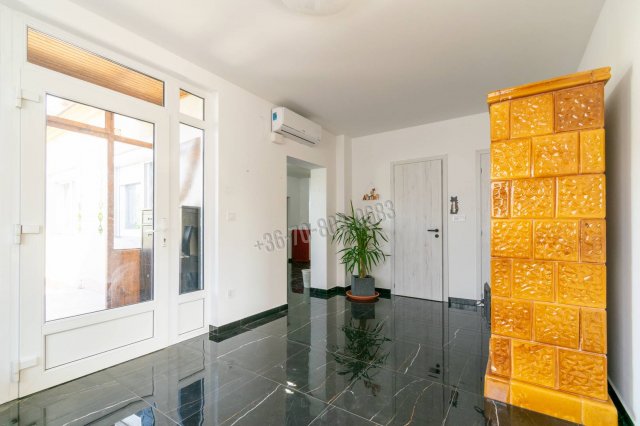Eladó családi ház, Mosonmagyaróváron 85.9 M Ft, 4 szobás