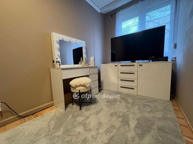 Eladó panellakás, Kecskeméten 55 M Ft, 2+1 szobás