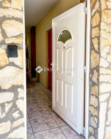 Eladó ikerház, Siófokon 95 M Ft, 6 szobás / költözzbe.hu