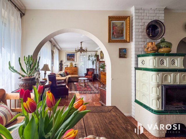 Eladó családi ház, Gyulán 119 M Ft, 5+1 szobás