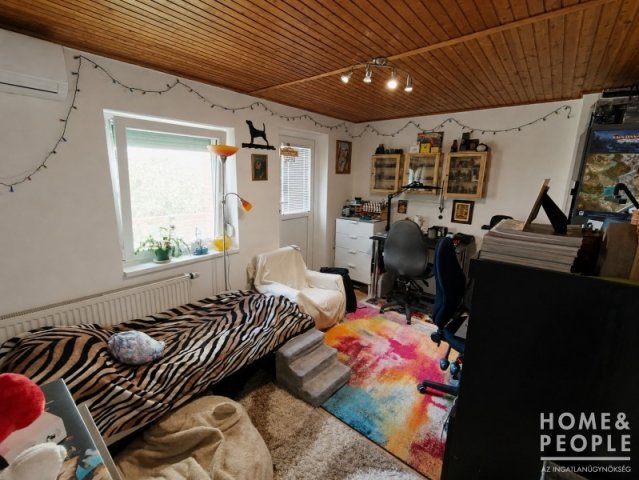 Eladó családi ház, Szegeden 84.99 M Ft, 3 szobás