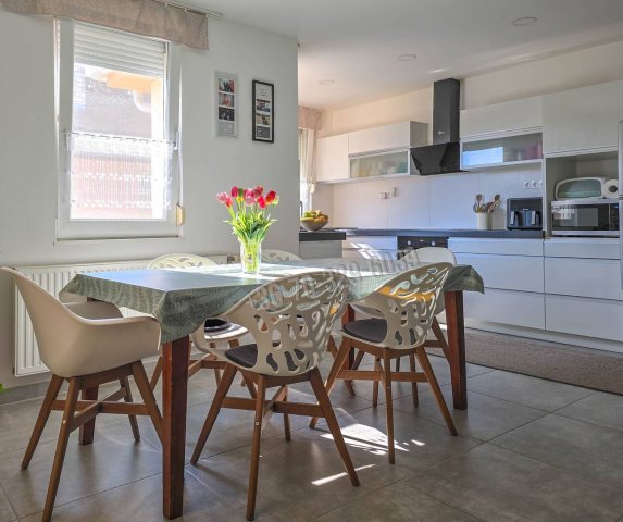 Eladó családi ház, Lövőn 124.9 M Ft, 4 szobás