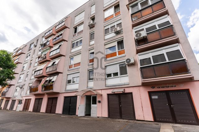Eladó panellakás, Szekszárdon, Béri Balogh Ádám utcában