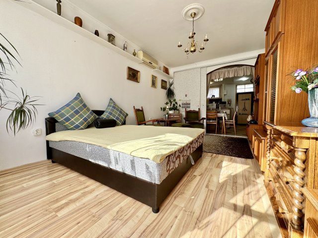 Eladó téglalakás, Budapesten, XX. kerületben 63.9 M Ft
