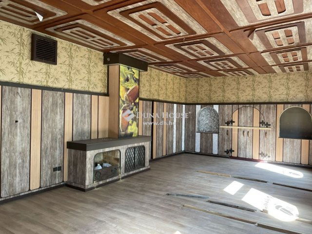 Eladó üzlethelyiség, Szentgotthárdon 70 M Ft