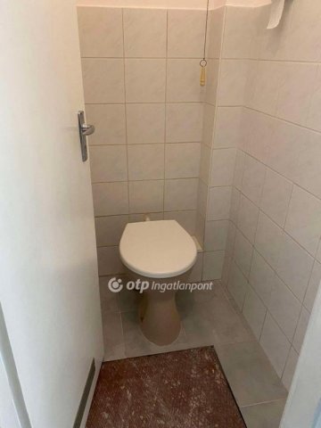 Eladó családi ház, Kerepesen 86.9 M Ft, 5 szobás