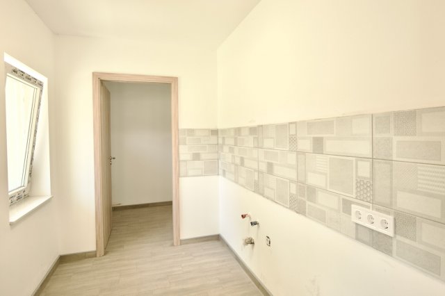 Eladó családi ház, Kiskunfélegyházán 39.99 M Ft, 3+1 szobás