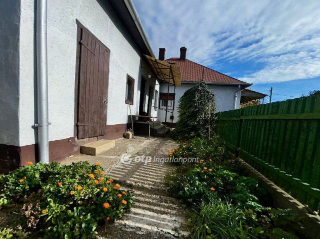 Eladó családi ház, Nagyhegyesen 49.5 M Ft, 2 szobás