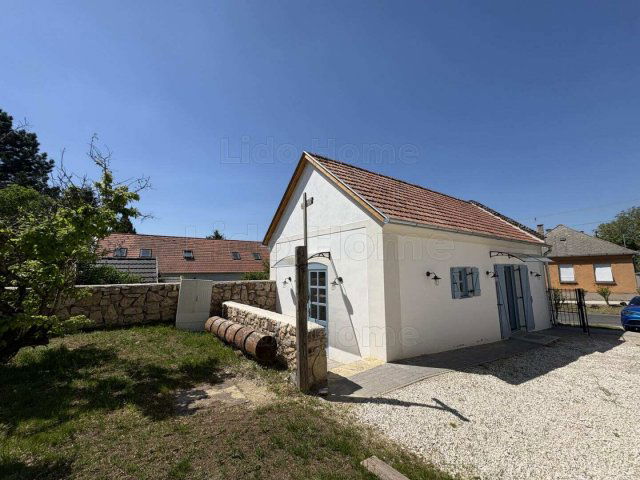 Eladó családi ház, Vöröstón 198 M Ft / költözzbe.hu