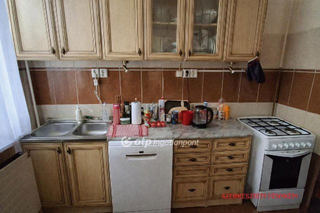 Eladó téglalakás, Budapesten, VIII. kerületben 64.9 M Ft