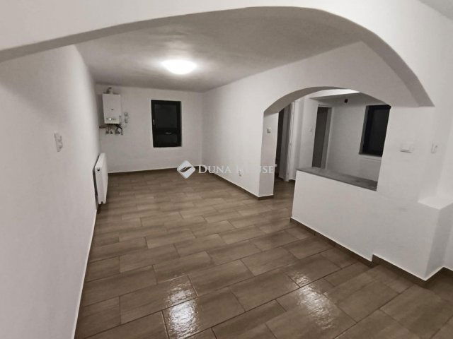 Eladó családi ház, Pilisen 34.99 M Ft, 4 szobás