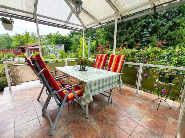 Eladó családi ház, Békéscsabán 79 M Ft, 5 szobás