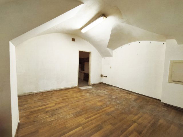 Eladó üzlethelyiség, Budapesten, VII. kerületben 39.9 M Ft