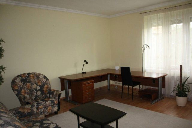 Eladó családi ház, Gödöllőn 128 M Ft, 2 szobás