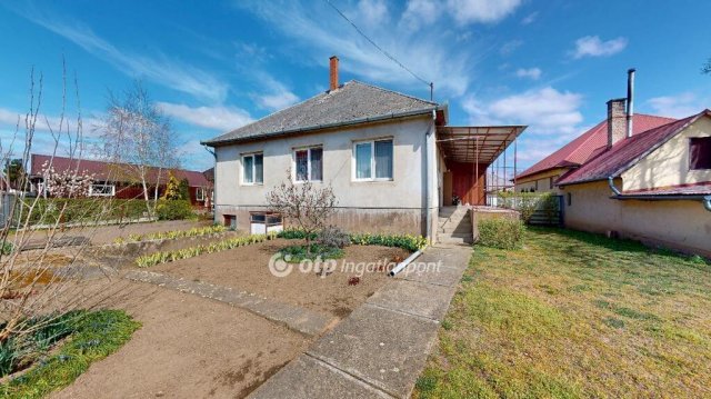 Eladó ikerház, Nagykállóban 34.9 M Ft, 3 szobás