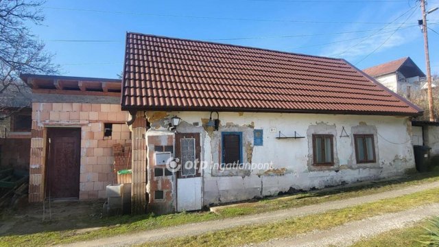 Eladó családi ház, Nemesvitán 13.9 M Ft, 2 szobás