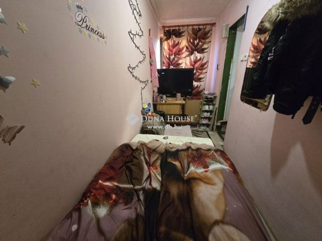 Eladó családi ház, Zókon 8.9 M Ft, 2 szobás