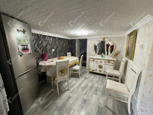 Eladó családi ház, Tatabányán 16.1 M Ft, 3 szobás