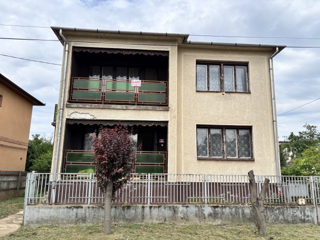 Eladó családi ház, Hajdúdorogon 42 M Ft, 4+1 szobás