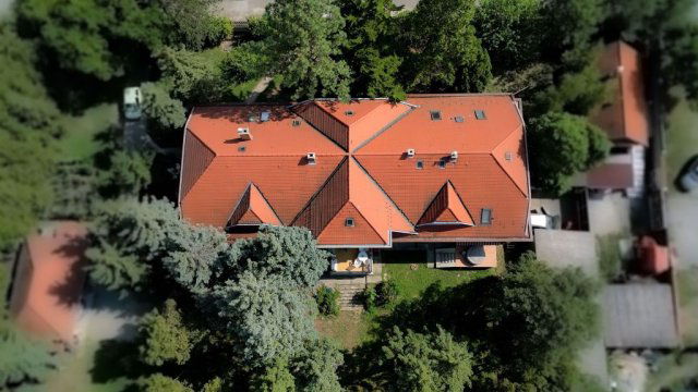 Eladó családi ház, Gödön 550 M Ft, 12 szobás